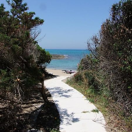 Rosa Marina Frontline Beach Остуни Екстериор снимка